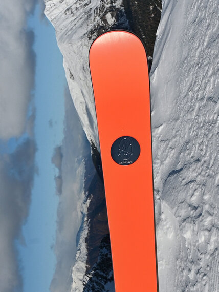 AK-Ski-ORANGE.POPART-2_.jpg